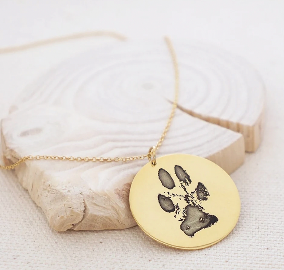 Paw print top pendant necklace
